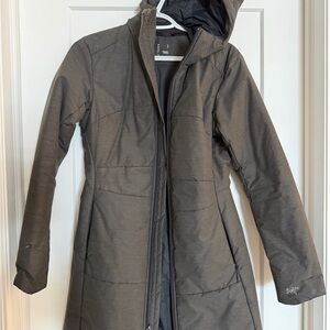 Arc'teryx Women's Hooded Long Puffer Coat - Olive